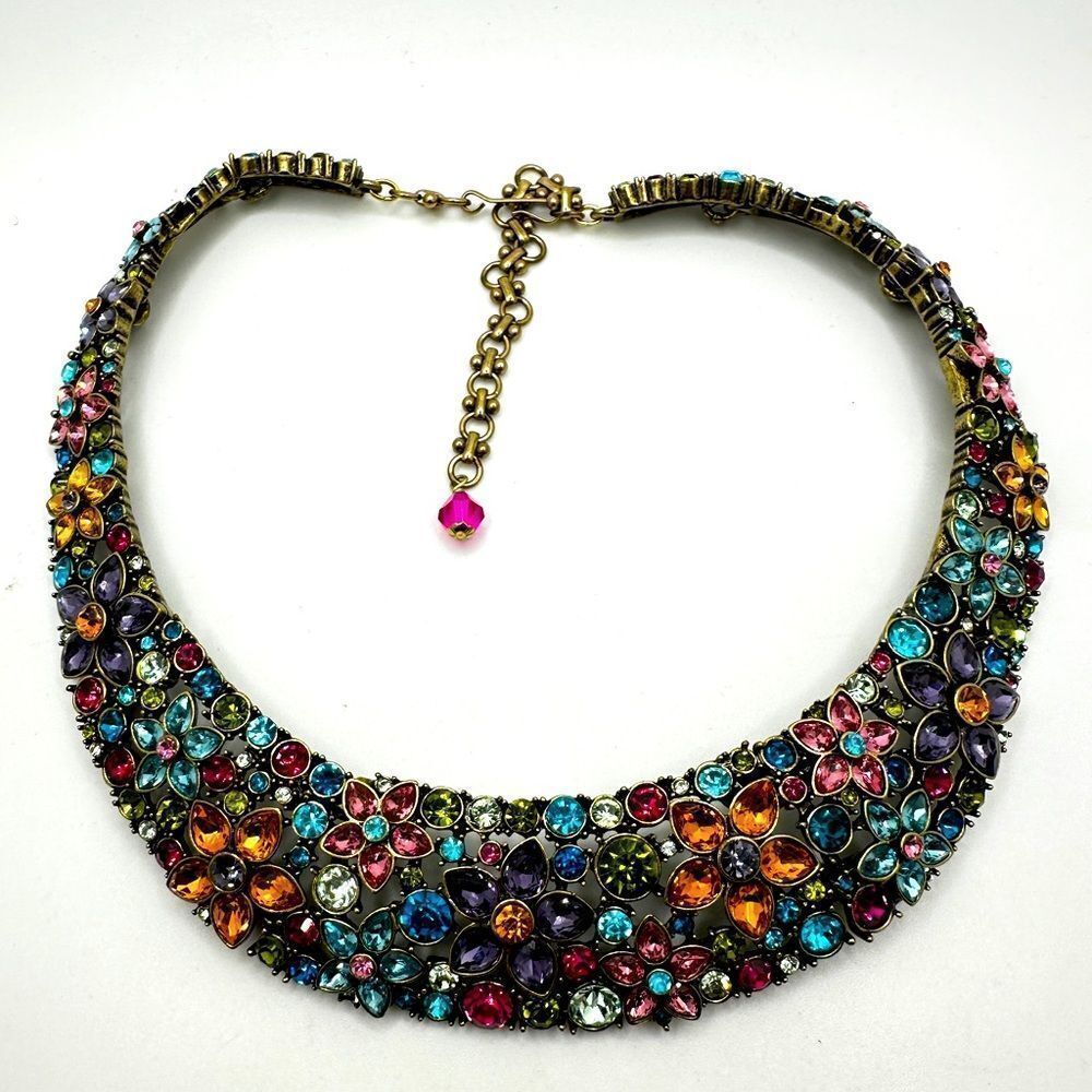 Retired Heidi Daus "Fantasy in Florals" Bib/Statement/Choker necklace!